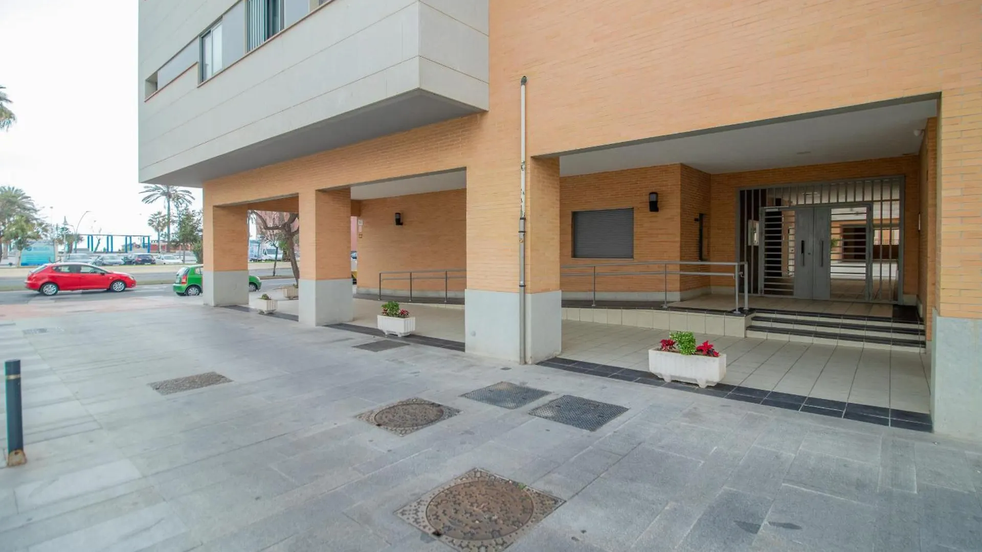 C13 Seaside Malaga With Pool And Parking Apartment